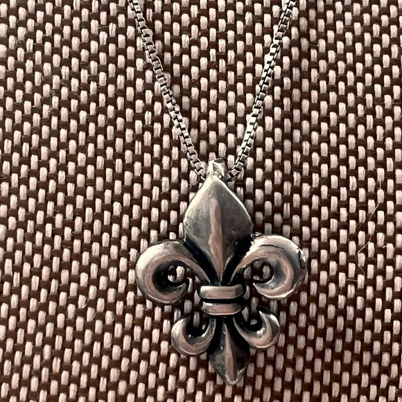 Vintage Jewelry - Vintage signed Italy Silver Fleur de Lis Pendant Steampunk French Goth 925